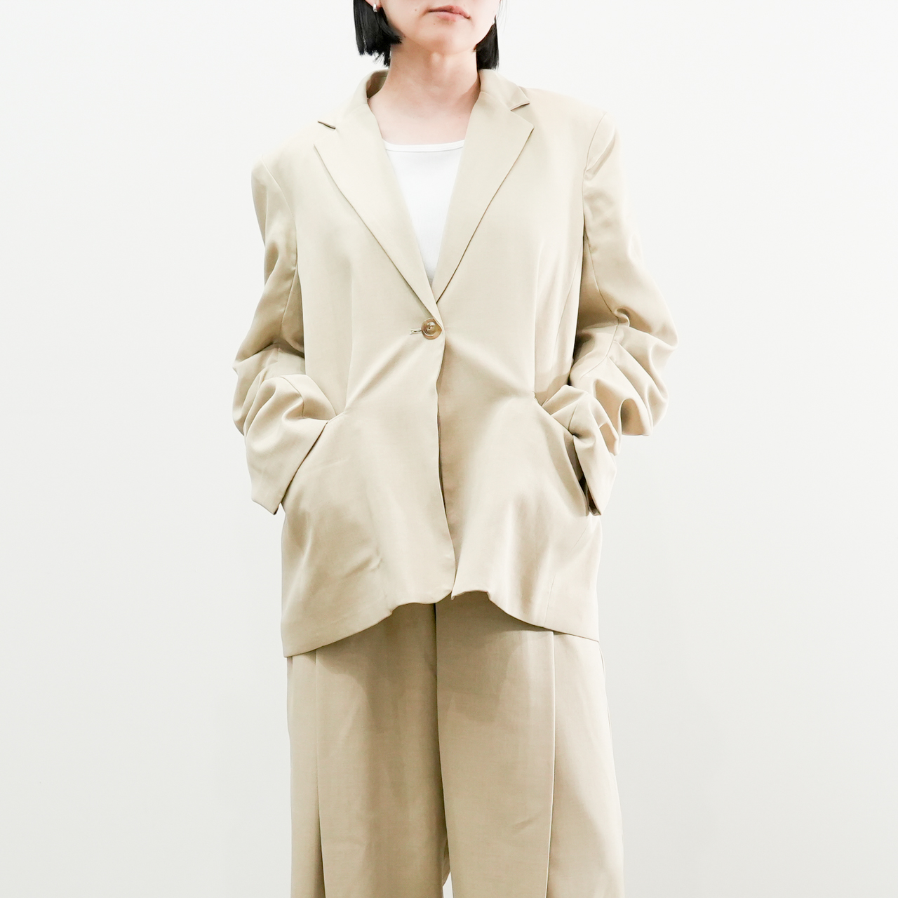 袖タックテーラージャケット(R25310) - 画像 (2)